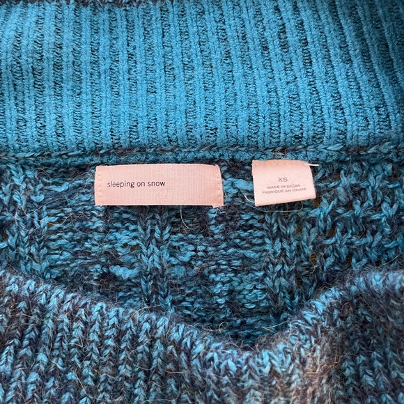 Knit sweater - Picture 2 of 3